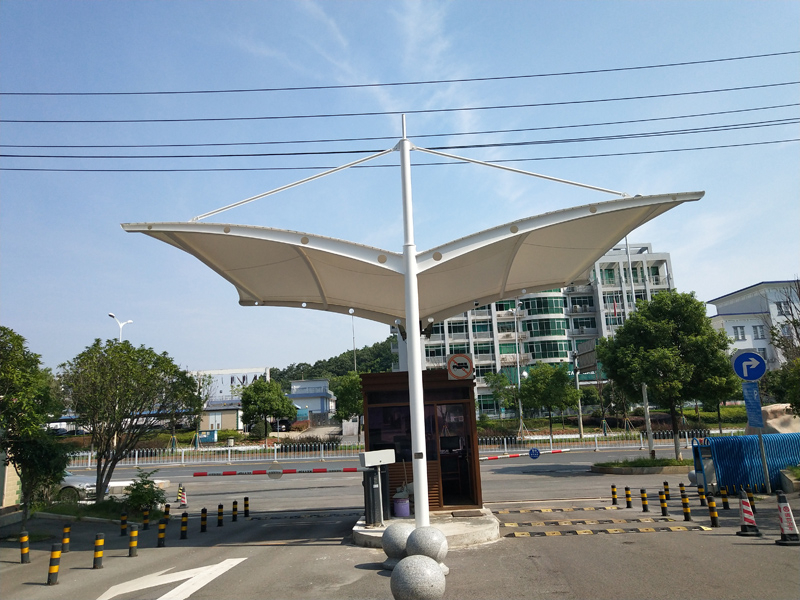 岗亭膜结构施工完成